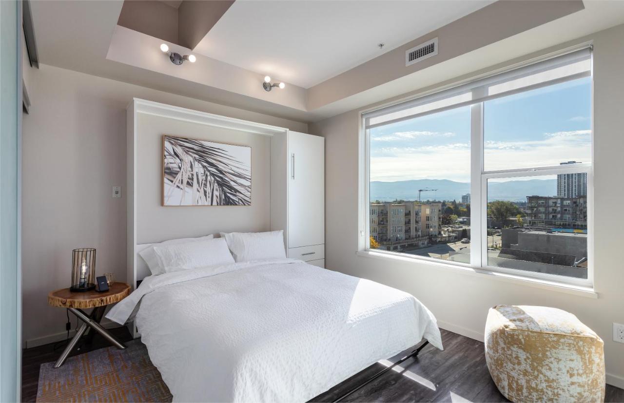 Corner Nest - Luxury Brand New Top Floor 2Bedroom Condo 基洛纳 外观 照片